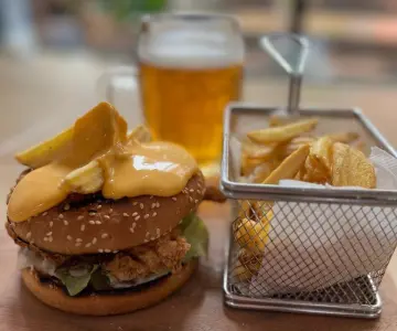Meniu hamburger crispy