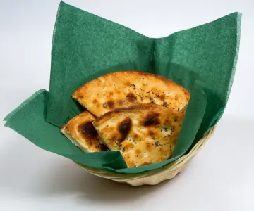 Focaccia cu usturoi