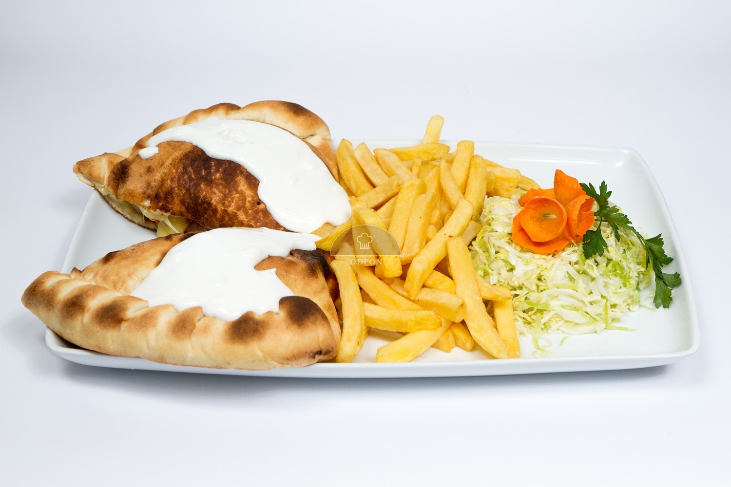 Ceafă de porc învelită în aluat de pizza