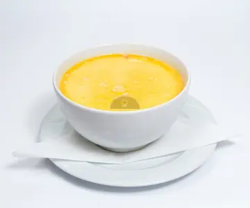 Ciorbă rădăuțeană de pui
