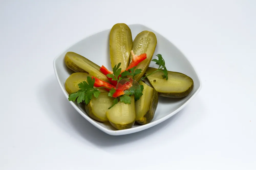 Salată de castraveți în oțet